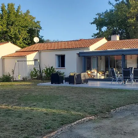 Holiday home Entre Campagne Et Ocean Notre-Dame-de-Riez